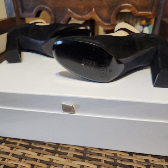 CHLOÉ | Black Mary Jane Pumps - Picture 4 of 6